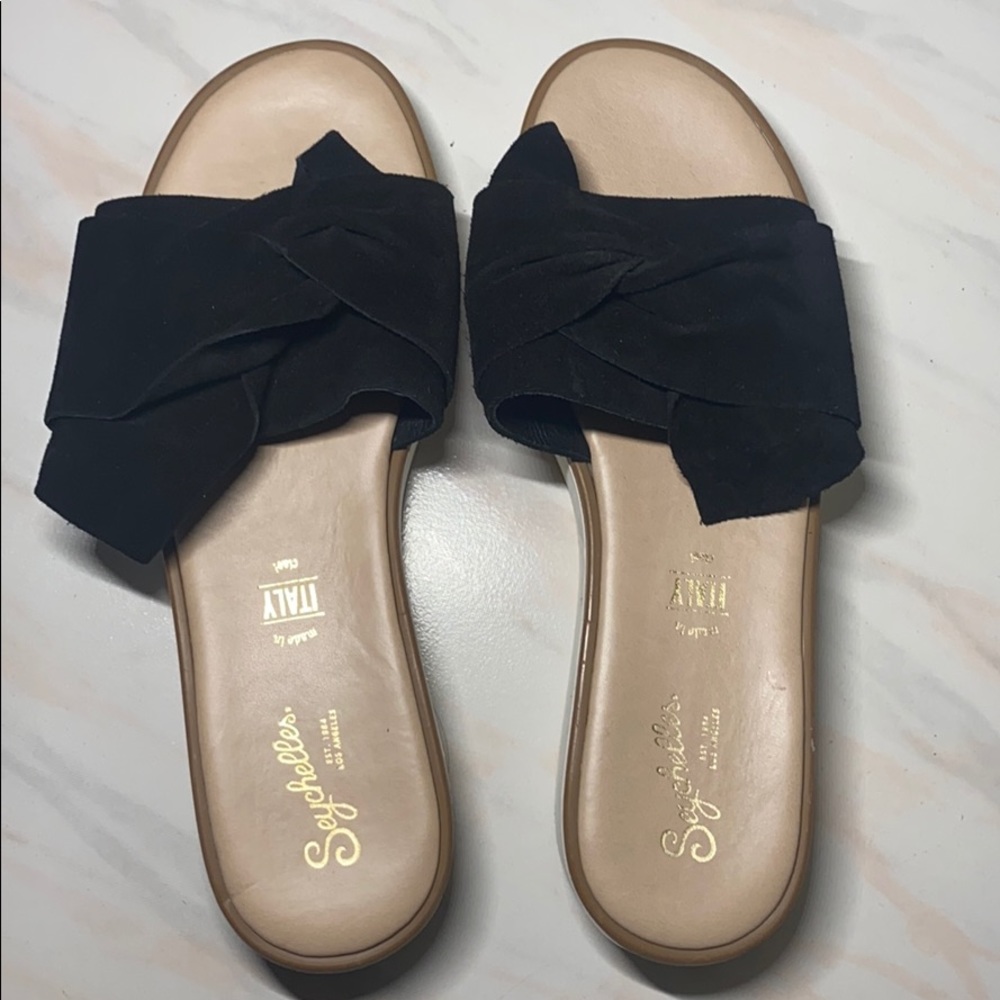 Cute black platform Sandals